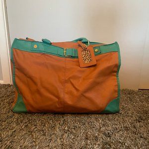 Steve madden duffle bag